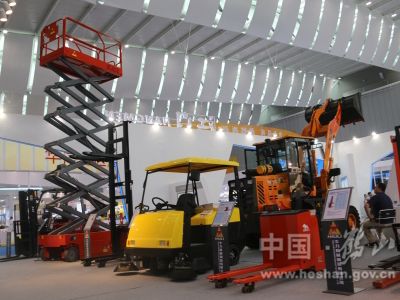 牛力參展2016珠江西岸先進(jìn)裝備制造業(yè)投資貿(mào)易洽談會